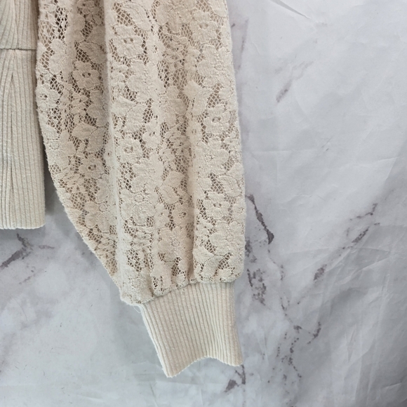 By Anthropologie Shirt Womes Large Cream Lace Sleeve Balloon Faux Wrap Sweater - Picture 6 of 15